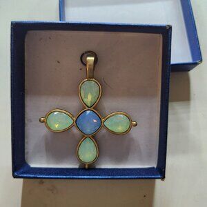 Brighton crystal Versailles cross